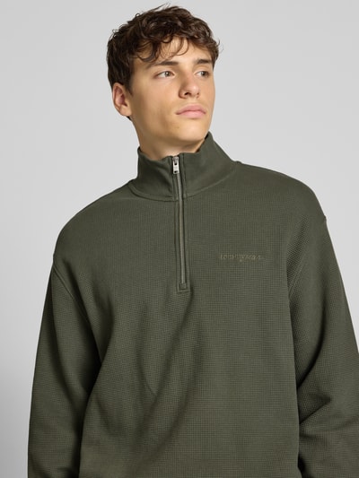 Tommy Jeans Bluza z kołnierzem o kroju relaxed fit z czystej bawełny Ciemnozielony 3