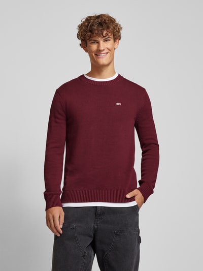 Tommy Jeans Slim Fit Strickpullover mit Logo-Badge Bordeaux 4