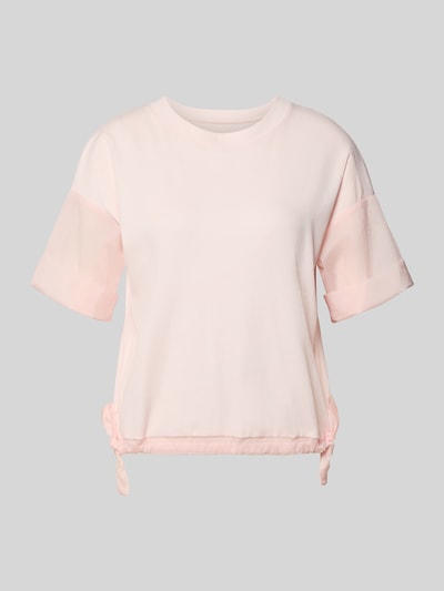 Produktfoto, T-Shirt mit Rundhalsausschnitt und Tunnelzug von Marc Cain in zartem Rosa, Relaxed Fit, Baumwoll-Elasthan-Mix, Ärmel mit Aufschlag, Rückenlänge 51 cm bei Größe 36, glatte Textur
