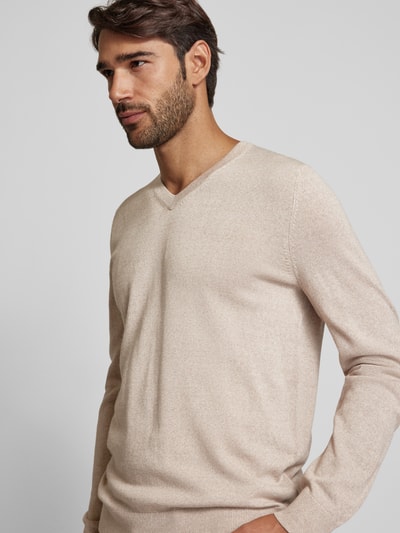 Christian Berg Men Strickpullover mit V-Ausschnitt Sand Melange 3