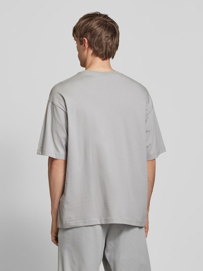 CHAMPION T-Shirt mit Label-Stitching Hellgrau 5