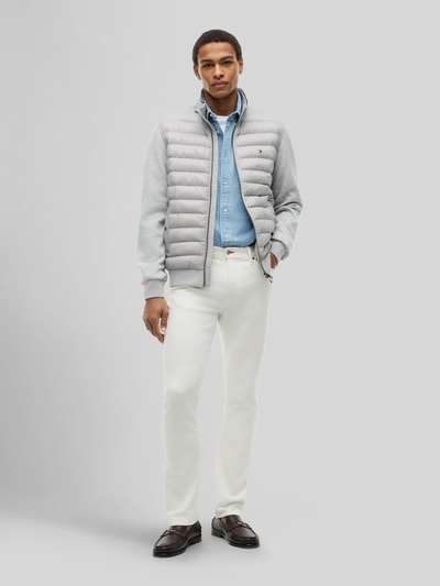 Tommy Hilfiger kardigan rozpinany o kroju regular fit z pikowaną wstawką z mieszanki bawełny Jasnoszary melanż 1