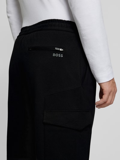 BOSS Green Spodnie cargo o kroju tapered fit z kieszenią z tyłu model ‘Urbanex’ Czarny 3