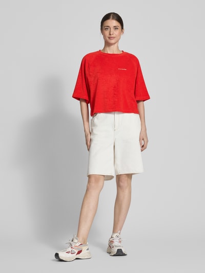 Jake*s Casual T-shirt z wyhaftowanym napisem Wiśniowy 1