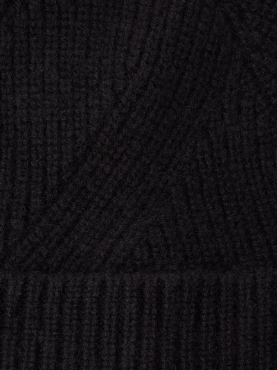 Christian Berg Women Strickmütze aus Kaschmir Schwarz 2