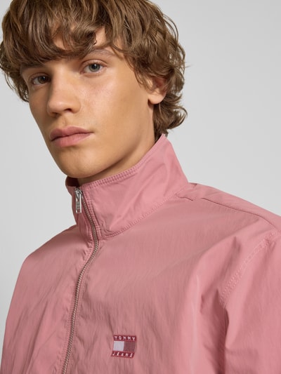 Tommy Jeans Regular Fit Blouson mit Stehkragen Koralle 3