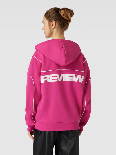 Review Sweatjacke mit Label-Print Fuchsia 5