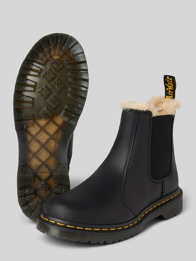 Dr. Martens Chelsea boots met logopatch, model 'Leonore' Zwart - 4