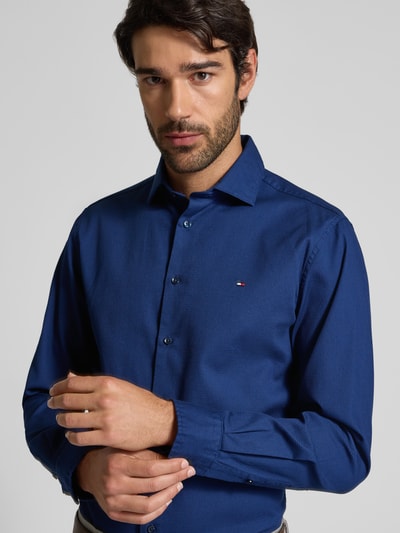 Tommy Hilfiger Tailored Slim fit zakelijk overhemd met kentkraag Marineblauw - 3