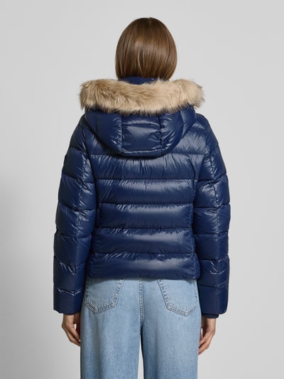 Tommy Hilfiger Slim Fit Daunenjacke in glänzender Optik Marine 5