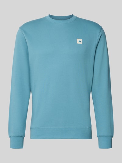 Produktfoto, Sweatshirt mit Label-Patch von Scotch & Soda in Hellblau, reine Baumwolle, lockerer Schnitt, gerippte Abschlüsse, Rundhalsausschnitt
