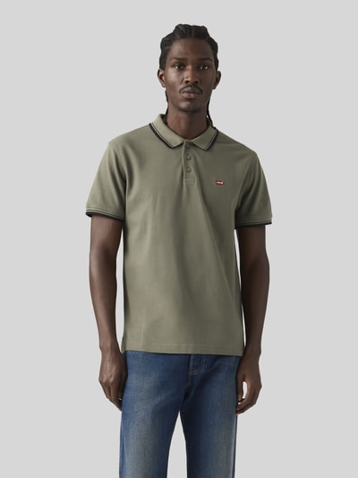 Levi's® Regular Fit Poloshirt mit Logo-Stitching Oliv 4