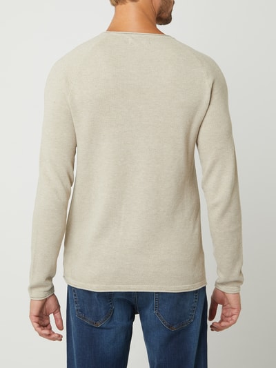 Jack & Jones Sweter z dzianiny z naszywką z logo model ‘HILL’ Złamany biały 5