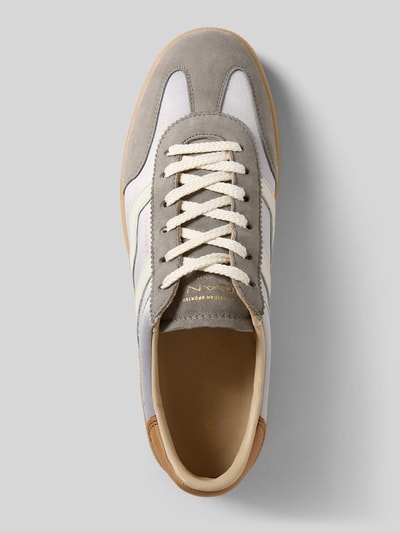 Produktfoto, Sneakersy z mieszanki skóry model 'Cuzima' od Gant, zaokrąglony krój, nadruk z logo, wiązanie, wysokość obcasa 3 cm, wysokość cholewki 7 cm, szerokość w rozmiarze 40: 8 cm