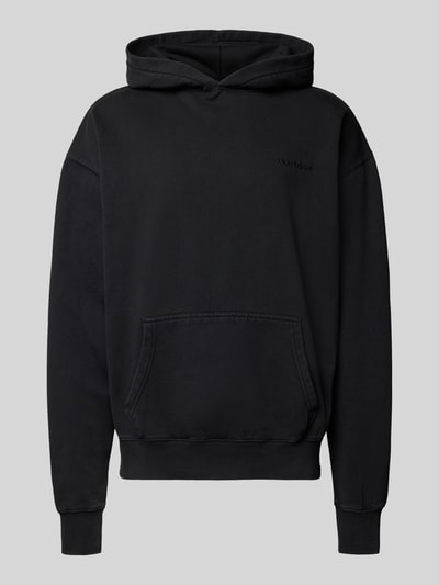 Produktfoto, Oversized Hoodie mit Logo und Känguru-Tasche von Pegador, czarny, bawełniany mix, logo, kieszeń, długość tyłu 75 cm, długość rękawa 74 cm