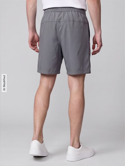 Nike Training Regular Fit Sportshorts mit Logo-Print Mittelgrau 4