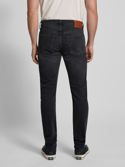 Calvin Klein Jeans Slim Fit Jeans mit Label-Detail Black 5