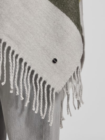 Brax Poncho met franjes, model 'STYLE.THEA' Neon groen - 3