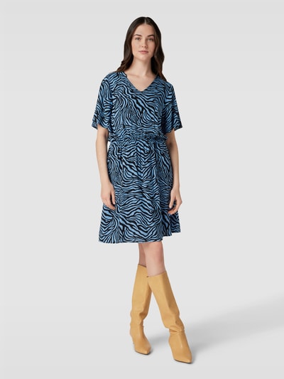 B.Young Knielanges Kleid mit Animal-Print Modell 'Joella' Bleu 1