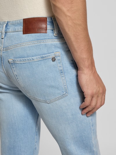 BOSS Orange Jeansy o kroju tapered fit z mieszanki bawełny model ‘ONYX’ Jasnoniebieski 3