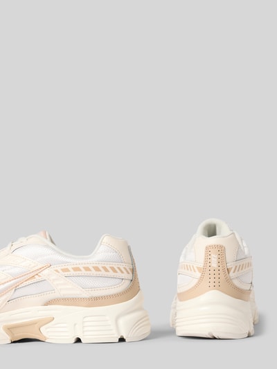 Produktfoto, Sneaker mit Logo-Patch Modell 'INITATOR' von Nike in Beige und Weiß mit strukturierter Sohle, Damen Sneaker von Nike