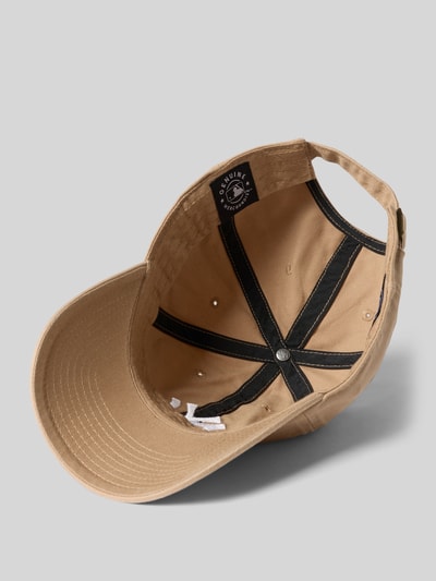 Produktfoto, Basecap aus reiner Baumwolle Modell 'NEYYAN' von '47 in Beige mit verstärktem Schirm, Luftlöchern und verstellbarem Verschluss