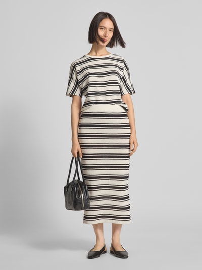 Christian Berg Woman T-Shirt mit geripptem Rundhalsausschnitt Black 1