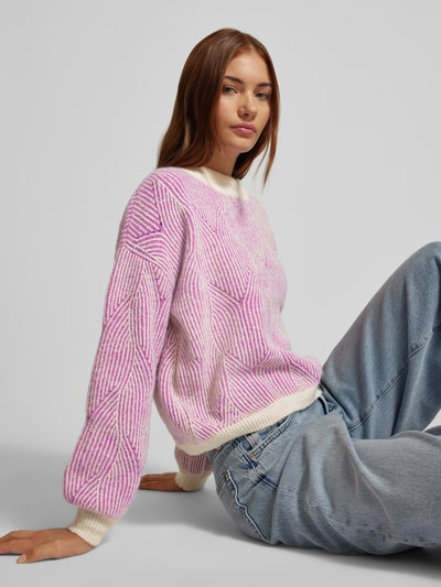 Pieces Loose Fit Strickpullover mit abstraktem Strickmuster Modell 'JENNA' Pink 3