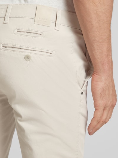 Brax Spodnie materiałowe o kroju regular fit z lamowaną kieszenią model ‘FABIO’ Gliniany 3
