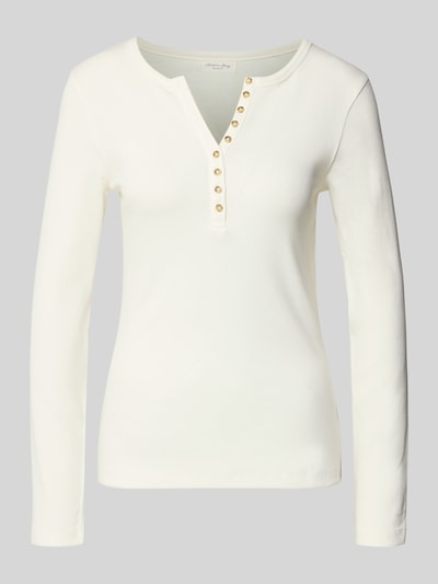 Produktfoto, Slim Fit Longsleeve aus Baumwoll-Mix mit Henley-Ausschnitt von Christian Berg Woman in Creme, feine Struktur, schlichte Knopfleiste