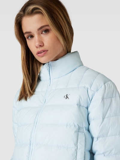 Calvin Klein Jeans Steppjacke mit Label-Detail Hellblau 3