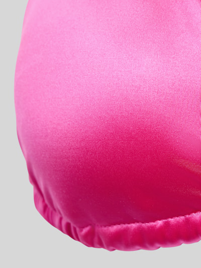 Produktfoto, Triangel Bikini im 2er-Pack mit wattierten Cups Modell 'AMNESIA' von DORINA, pink, glatte Textur, Detailaufnahme, Material-Mix mit Stretch-Anteil
