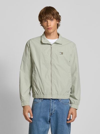 Tommy Jeans Regular Fit Blouson mit Stehkragen Schilf 4