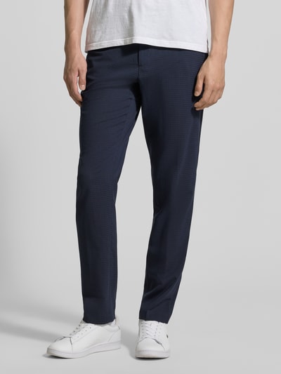 Męskimodel nosi Slim Fit Hose aus Woll-Mix Modell 'P-GENIUS' von BOSS, efekt: wzór w kratkę, krój slim fit, mieszanka wełny, Ganzkörperansicht von vorne