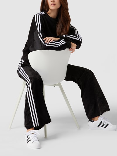 adidas Originals Spodnie dresowe z imitacji sztruksu Czarny 1