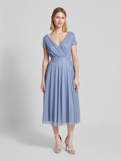 Vera Mont Knielanges Cocktailkleid in Wickel-Optik Hellblau 4