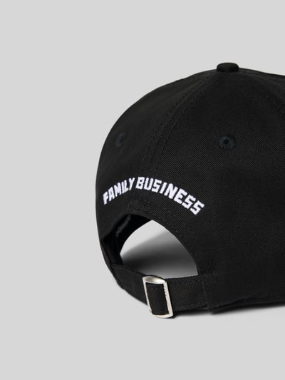 Produktfoto, Base Cap mit Logo-Stitching von Dsquared2 aus schwarzer Baumwolle, Statement-Stitching, Curved Visor, Strapback-Verschluss