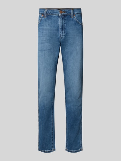 Produktfoto, Regular Taper Jeans aus Baumwoll-Mix Modell 'Redford' von Wrangler, blaue Denim-Optik mit leicht verwaschener Textur, Herren Taper Jeans