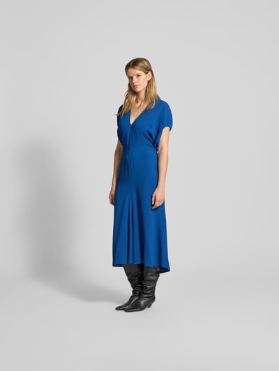 Victoria Beckham Maxikleid mit V-Ausschnitt Royal 1
