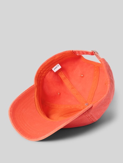Produktfoto, Basecap mit Statement-Stitching von Jake*s Casual aus reiner Baumwolle in Orange, verstärkter Schirm, eingestickte Luftlöcher, verstellbarer Riegel an der Rückseite