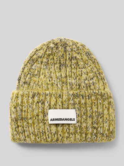 Produktfoto, grob gestrickte, gelb-grau melierte Mütze aus Woll-Mix mit Lyocell-Baumwoll-Anteil Modell 'BRUSHED MOULINÉ' von ARMEDANGELS, Damen Mütze.