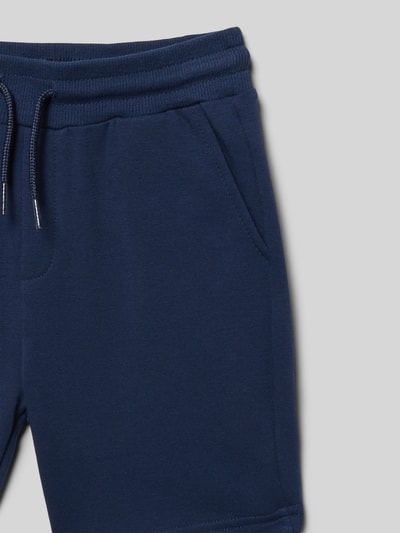 Produktfoto, Sweatshorts mit Seiten- und Gesäßtaschen von Mayoral in Dunkelblau, Baumwoll-Mix mit Stretch, elastischer Bund, Detailaufnahme