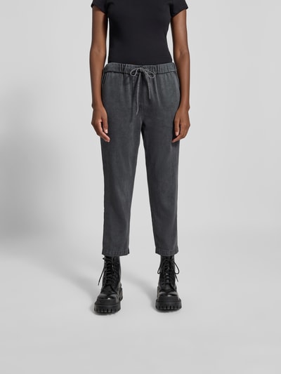 Juvia Relaxed Fit Jogpants mit Tunnelzug Black 4