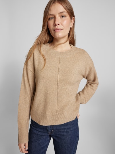 Vero Moda Sweter o kroju regular fit z dzianiny ze szwem na piersi model ‘ESTI’ Beżowy 3