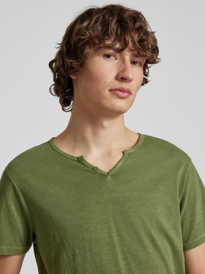 Blend T-Shirt mit Serafino-Ausschnitt Oliv 3