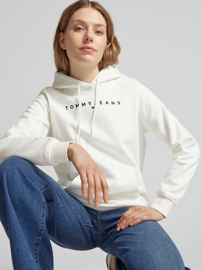 Tommy Jeans Bluza o kroju regular fit z kapturem i wyhaftowanym logo Écru 3