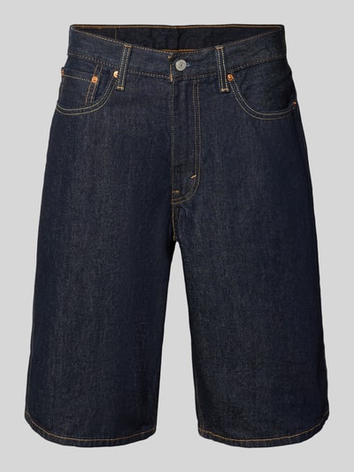Produktfoto, Baggy Jeansshorts aus reiner Baumwolle Modell '470' von Levi's®, Denim-Optik in Dunkelblau, 5-Pocket-Design, Label-Patch, Knopfverschluss.