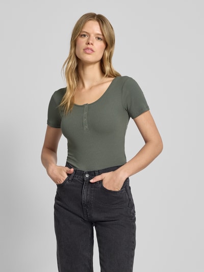 Pieces T-shirt o kroju slim fit z mieszanki bawełny model ‘KITTE’ Trzcinowy 4