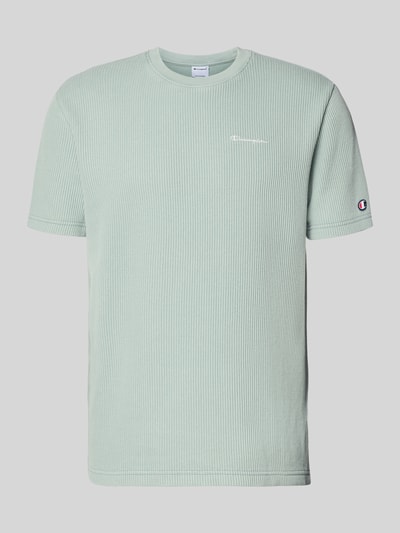 Produktfoto, T-Shirt mit Strukturmuster und Label-Stitchings von CHAMPION in hellem Grün, Baumwoll-Mix, Regular Fit, dezentes Label, Struktur-Oberfläche