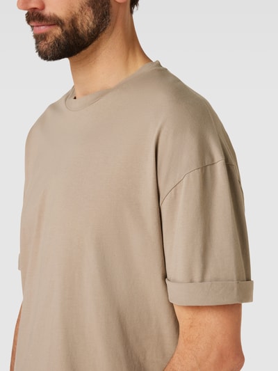 Drykorn T-Shirt mit fixierten Ärmelumschlägen Modell 'THILO' Beige 3